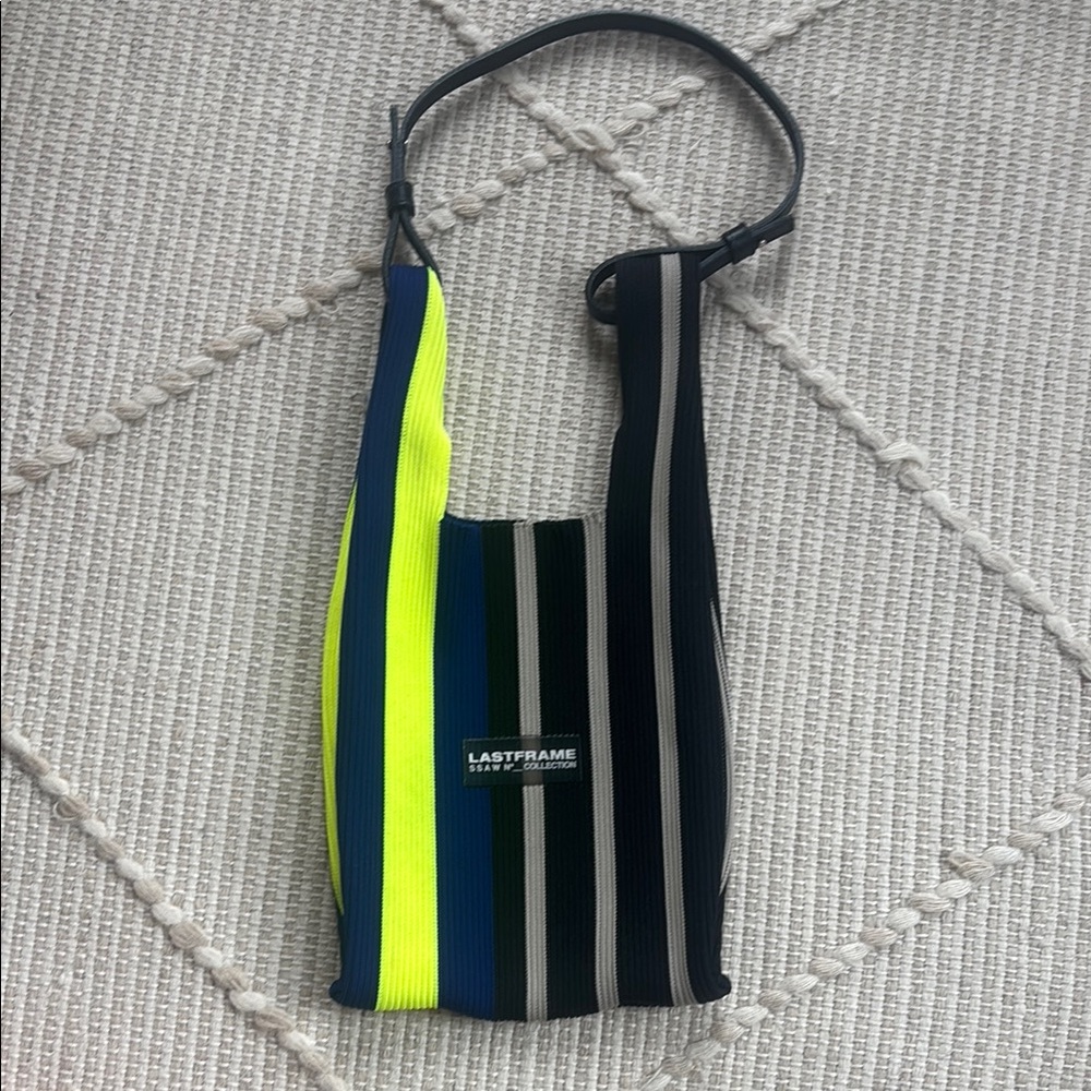 Last Frame Black and Blue Shoulder Bag with Modern Design